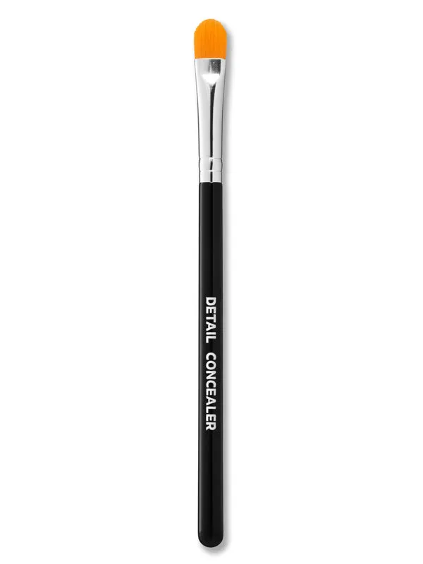 detail concealer brush