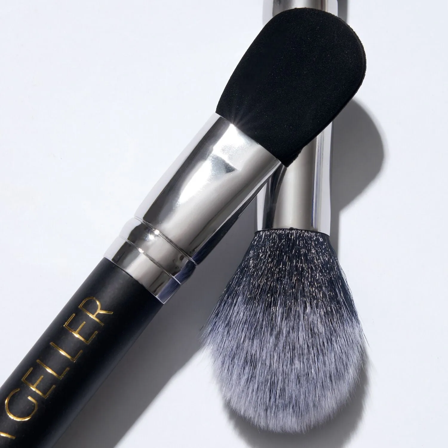 Dual-Ended Setting Powder Brush